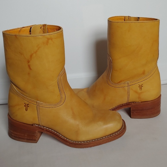 frye campus zip boot